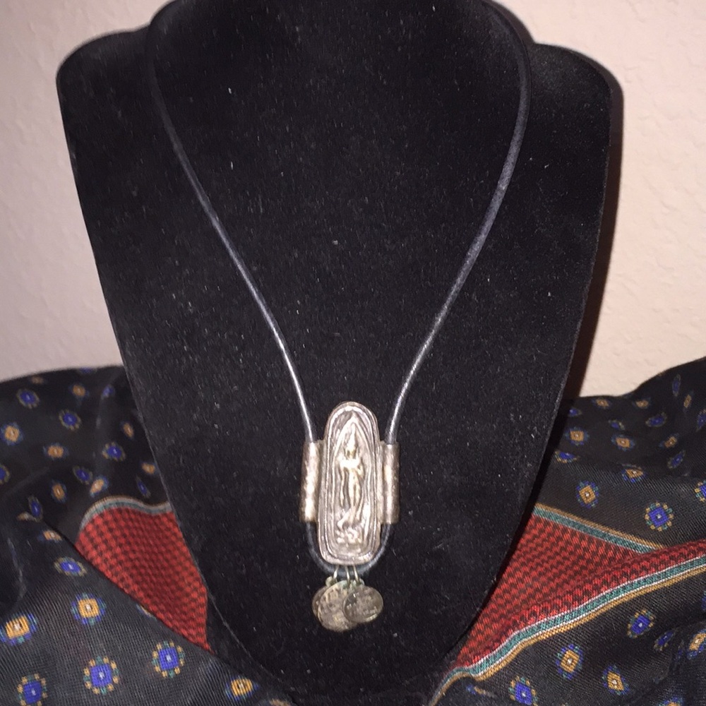 Chico’s necklace
